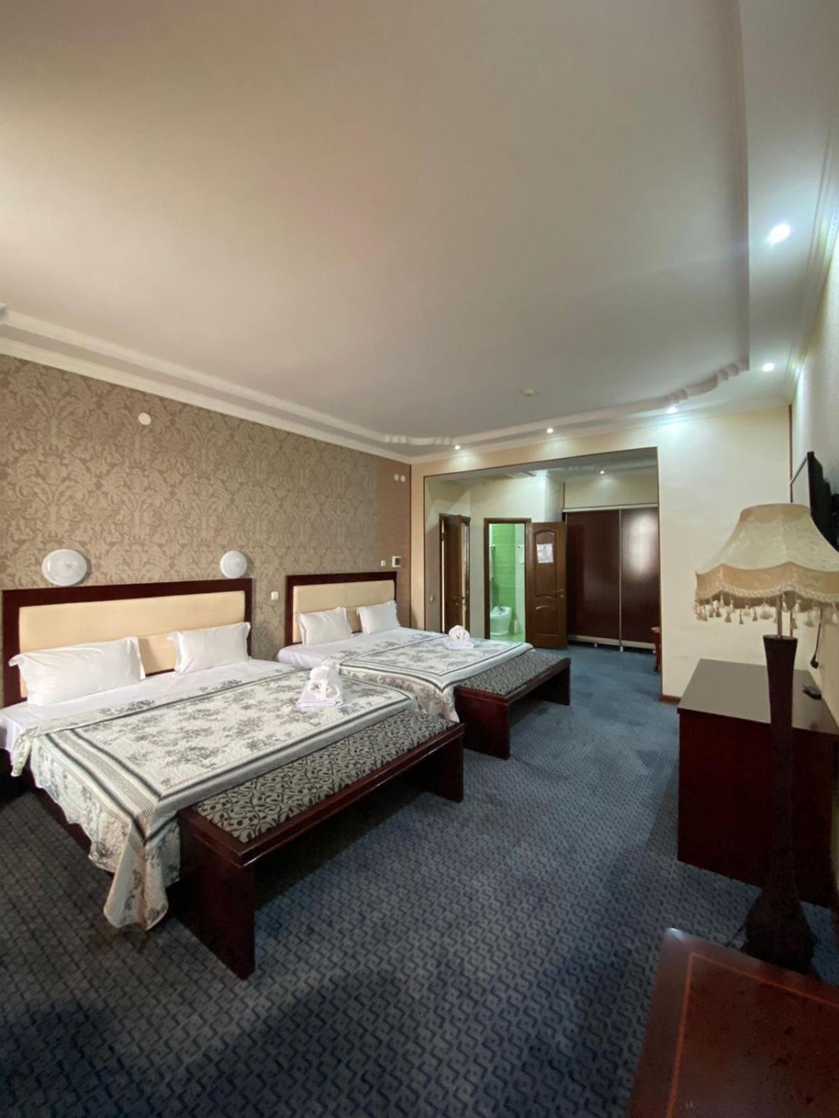 Sary Arka Hotel Sjymkent Exteriör bild